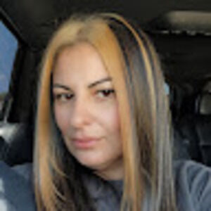 Meet your Posher, Monica